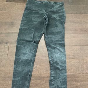 TNA Atmosphere Hi-Rise Legging - CAMO